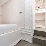 Condotti Loft - Center Рим