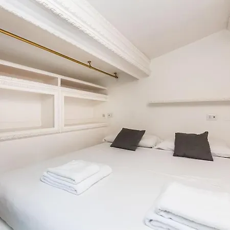 Apartment Condotti *