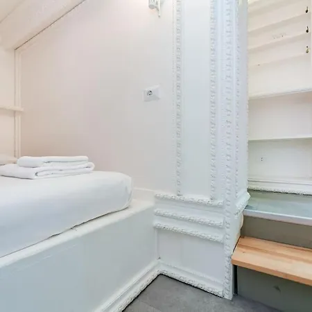 Apartment Condotti *